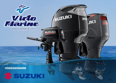 Moteurs hors-bord Suzuki de différentes puissances au-dessus de l'eau, avec le logo Victo Marine et la mention « Concessionnaire Suzuki »